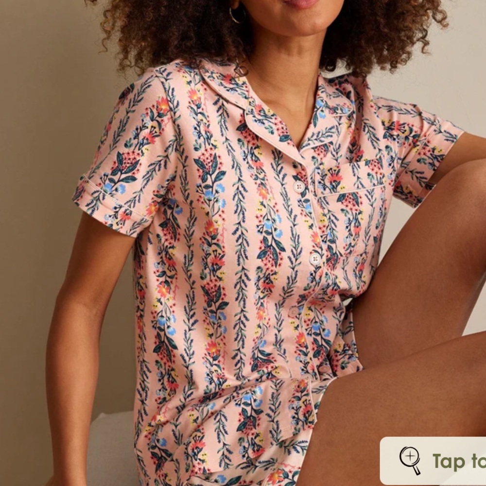 Vera Bradley Short-Sleeved Button Up Pajama Top - Paradise Coral‎ Stripe
